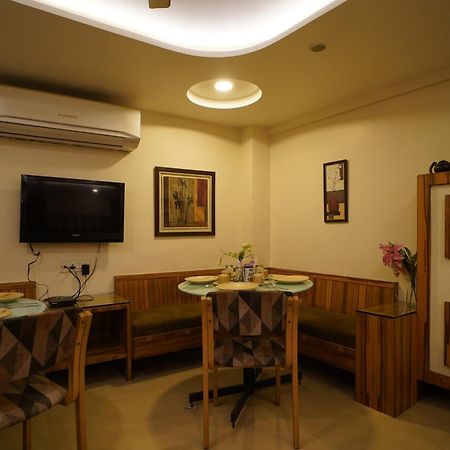 Hotel Gk Palace Bhopal Esterno foto